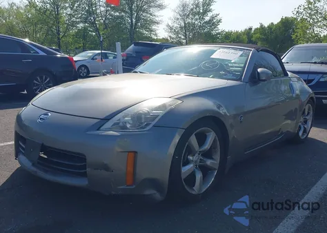 2008 Nissan 350Z Touring z USA, uszkodzony, nr VIN JN1BZ36A28M851174